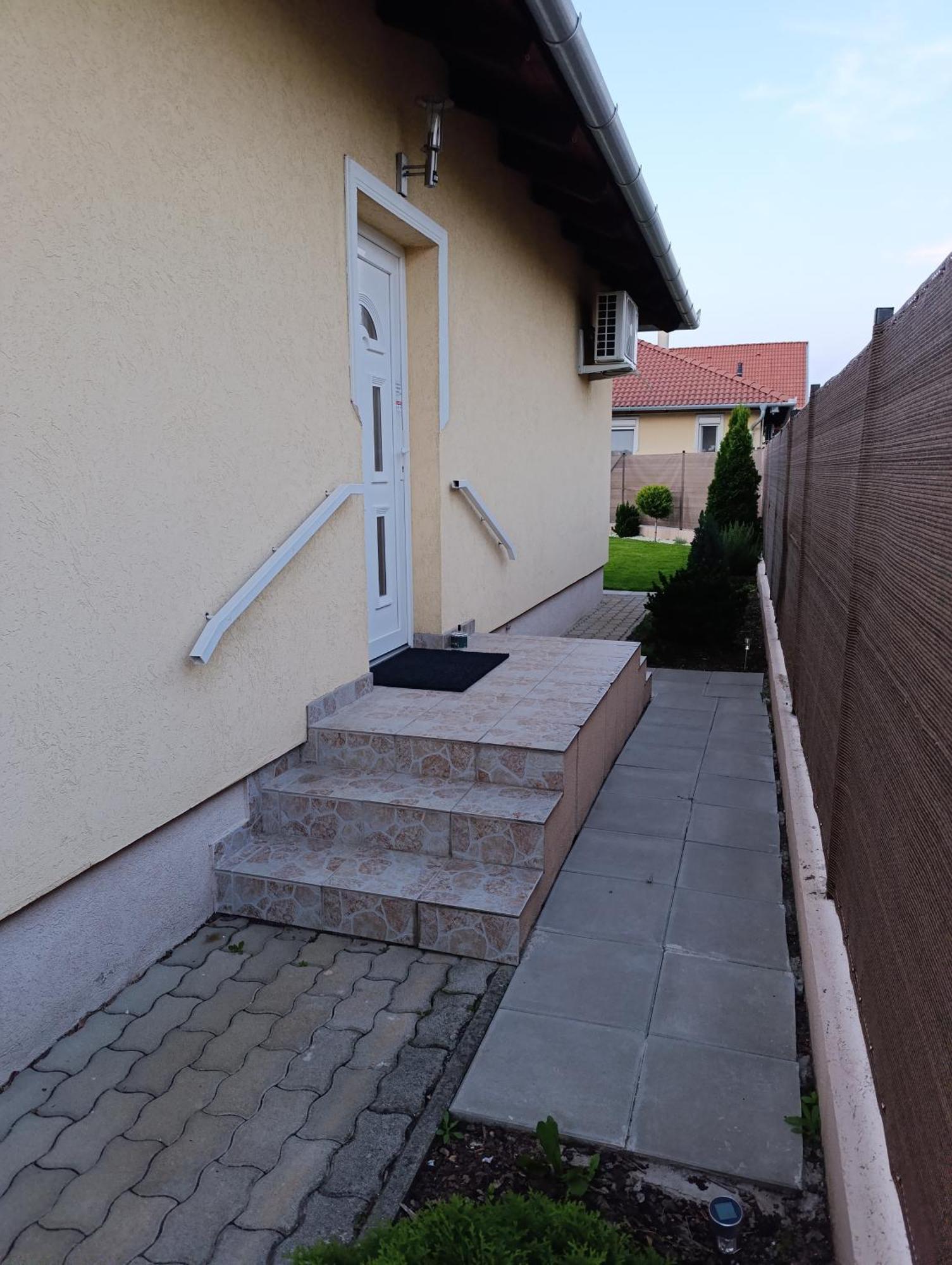 Budapest Airport Apartment Exteriör bild